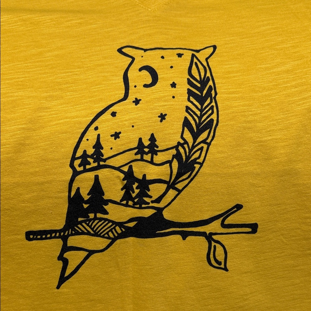Bryson City Outdoors  Yellow Owl Graphic Short Sleeve Tee Ladies Large